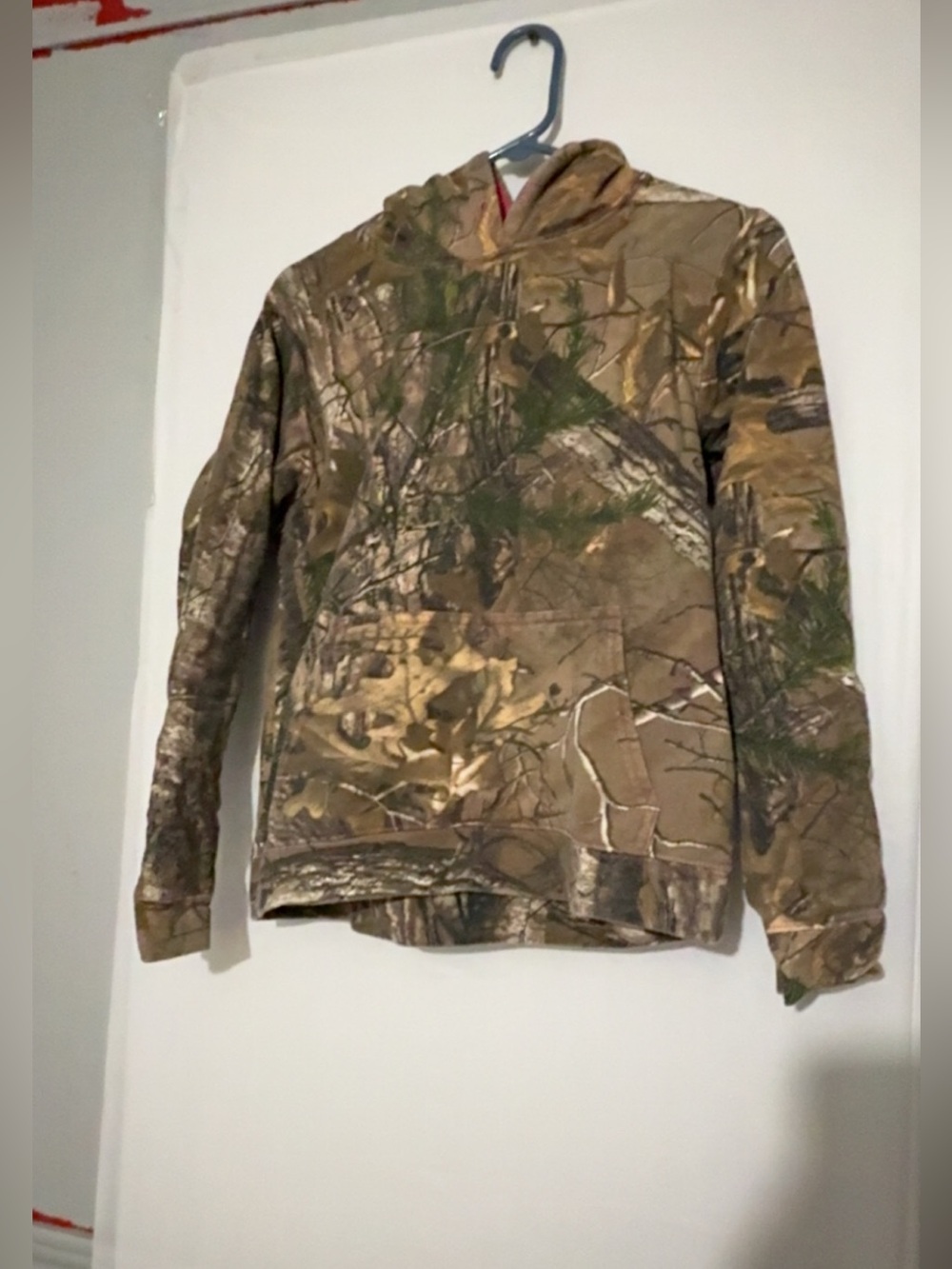 Realtree women’s hooded sweatshirt size medium